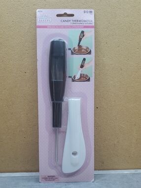 Sunny Side Up Bakery Digital Candy Thermometer with Silicone Spatula Cover  NIP